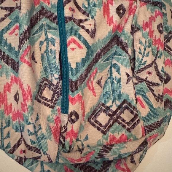 KAVU Original Rope Sling Pack with Adjustable Rope Shoulder Strap, Island Ikat main image 6